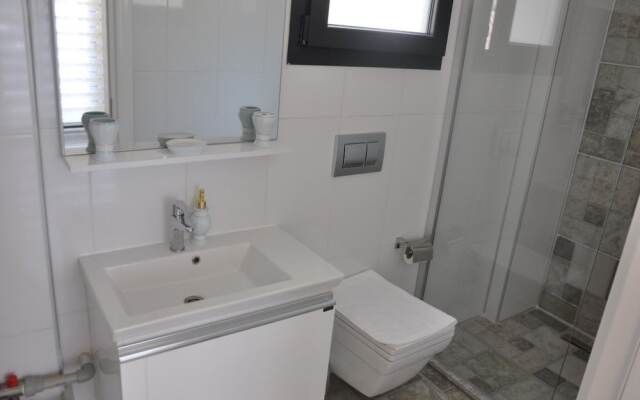 Angel Prestige Villa B by Angel Rentals