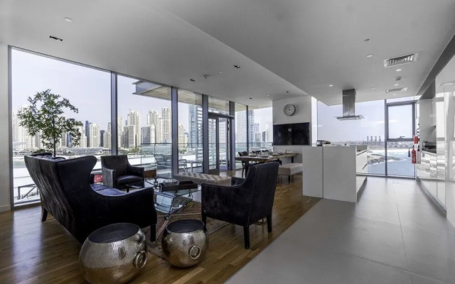 Luxury 3BD Bluewaters Island sea & Dubai Eye View