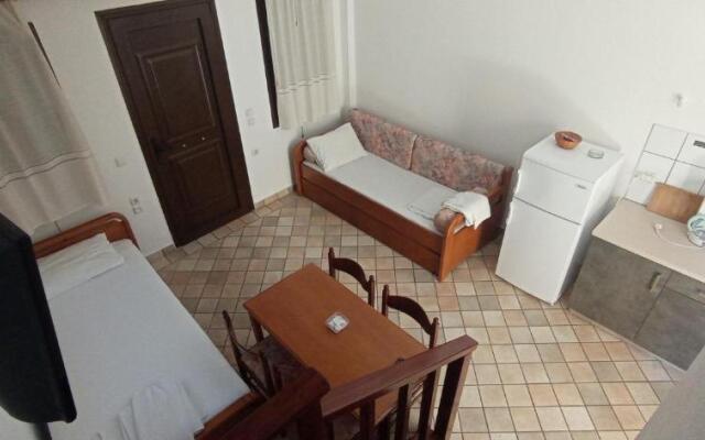 Hotel Raptis Residence