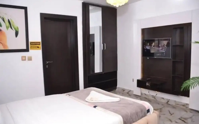 Standard Luxury Room - Sleeps2 - Pool - Petallowed