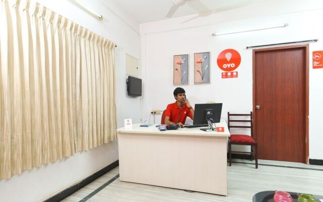 OYO 42 SilverKey T Nagar