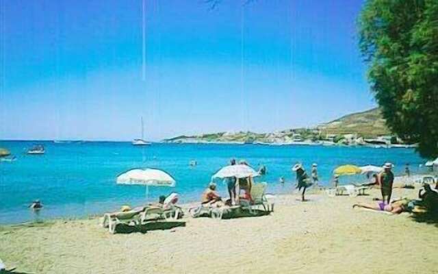 Cyclades Hotel