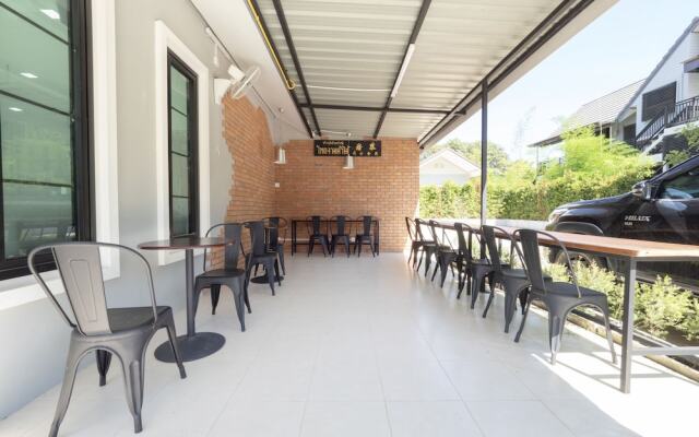 OYO 75378 Thawapee Resort