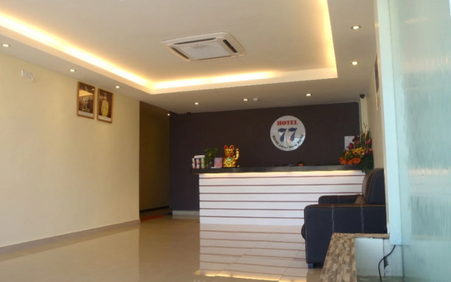 Hotel 77