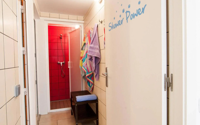 360 Hostel Borne
