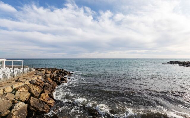 Pleasing Apartment in Sanremo on Beachfront