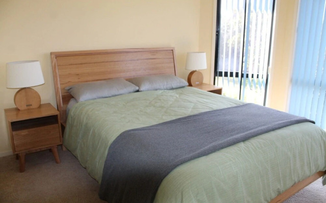 Luxury At Tallawang Malua Bay