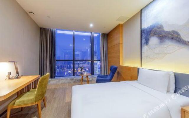 T-moon Hotel (Jiefangbei Hongyadong)