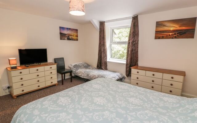 2 Isygraig