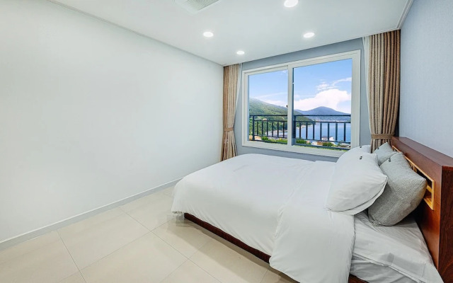 Clover spa pension