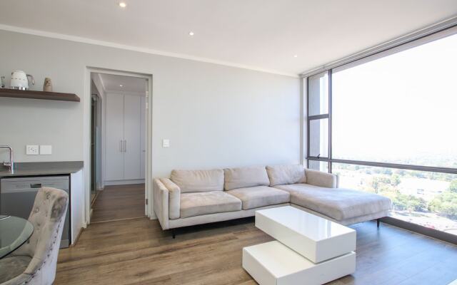 Sandton Smart Apartment Eleven