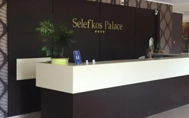 Selefkos Palace