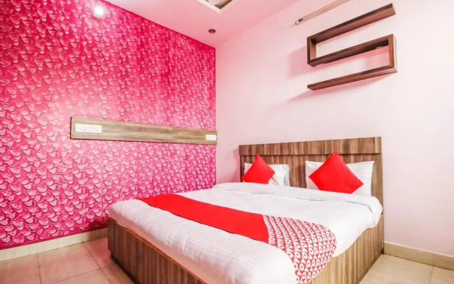 Oyo 24075 Galaxy Guest House