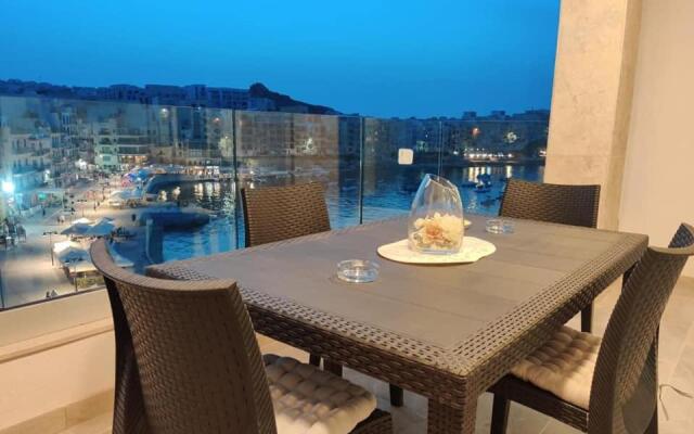 Beautiful, sea view 2 bedrooms apartment, Marsalforn, Gozo