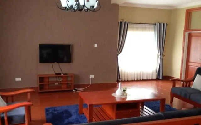 3 Bedrooms Exclusive House in Mass Media