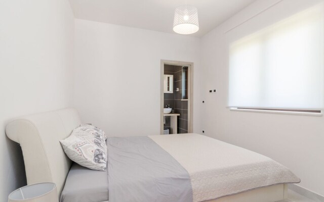 Natali Kaldanija in Kaldanija