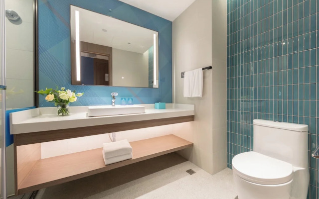 Holiday Inn Express Shanghai Changfeng Park by IHG