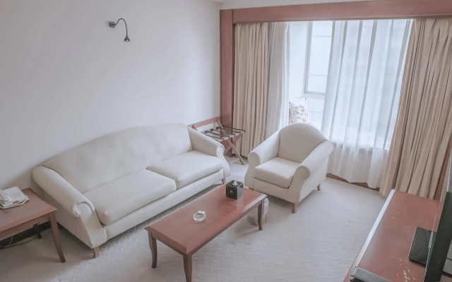 Shanghai Charms Hotel