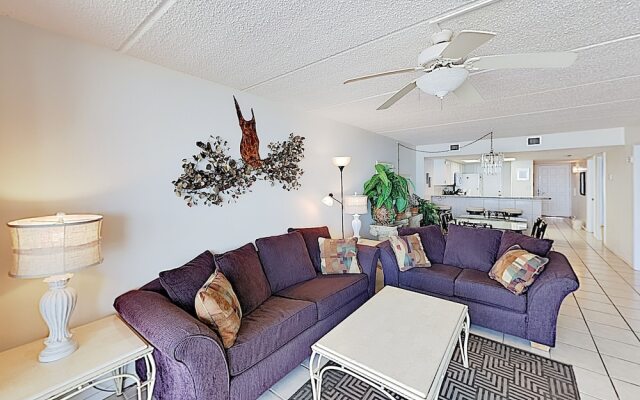 New Listing! Beachfront W/ Pools & Balcony 2 Bedroom Condo