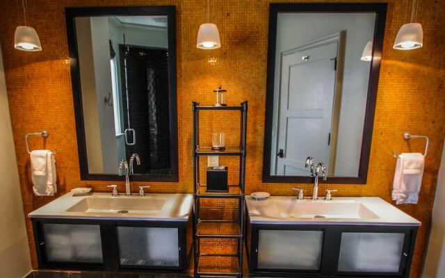 Rosemary Beach Rentals by Counts-Oakes