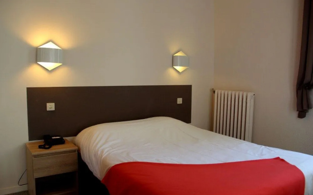 Logis Hôtel des Thermes