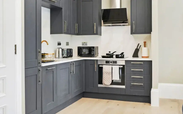 Quality 2B 1B Apartments For Contractors