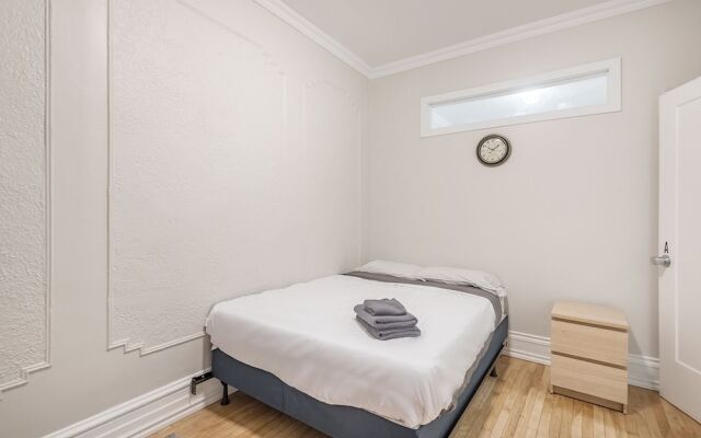 Cozy Private BR in the heart of Plateau