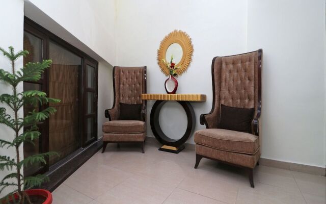 OYO 1617 Palm Retreat