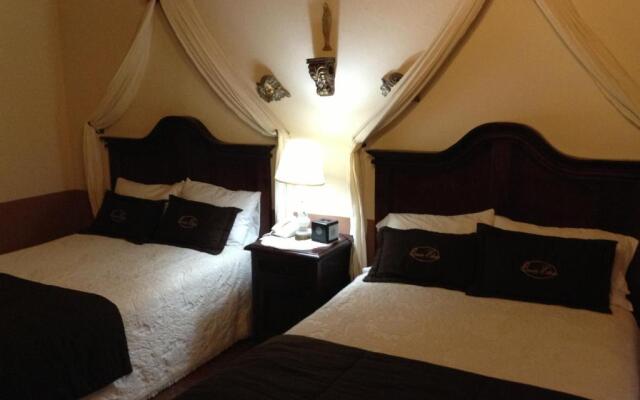 Mesón de Santa Elena Hotel Galeria