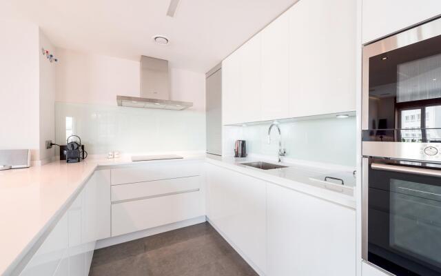 Luxurius Apartment With Huge Balcony at Plaza de España