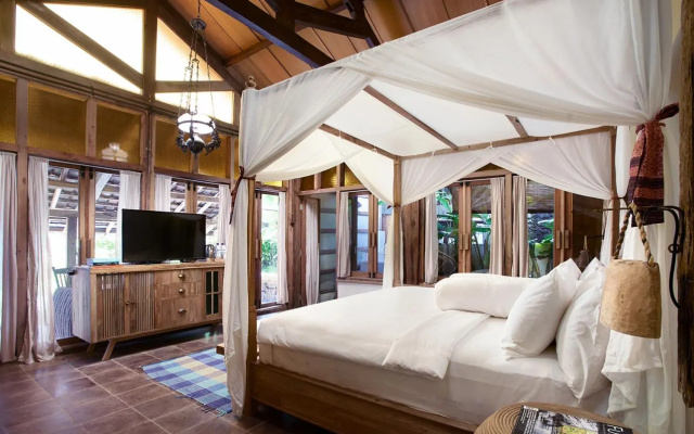 Desa Alamanis Resort Vila