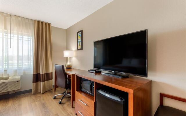 Comfort Inn And Suites