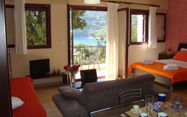 Mikros Gialos Apartments