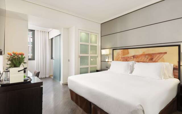 H10 Universitat Hotel