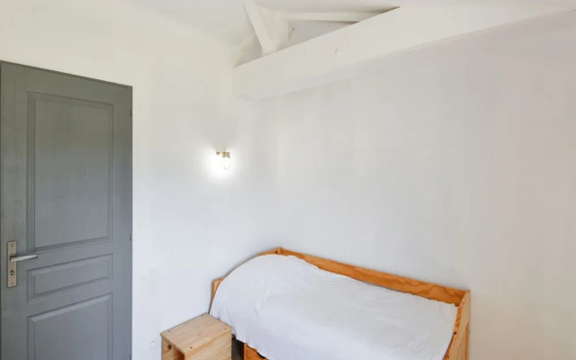 Villa in Lanton Near the Coast