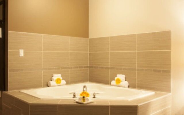 Stillwater Inn And Suites