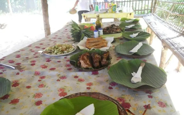 Whitehouse Travel inn Sm Tabinay