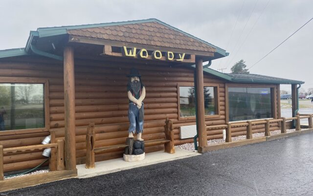Woodyzzz Motel