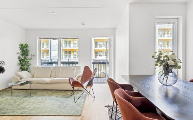 Modern Central Apartment