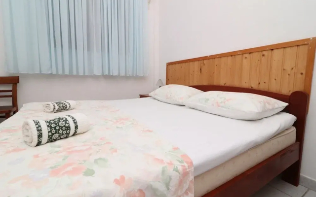 Holiday House Danica