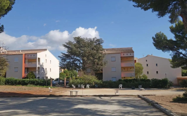 Studio 2 + 2 dans résidence avec piscine