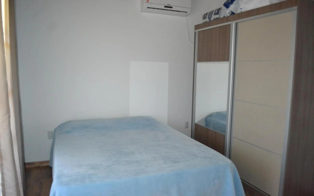 Sobrado com piscina em Mariscal Rutilio N125