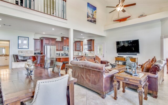 Sea Pearl 6 Bedroom Home