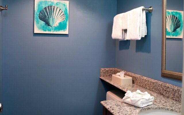 Cayman Suites Hotel