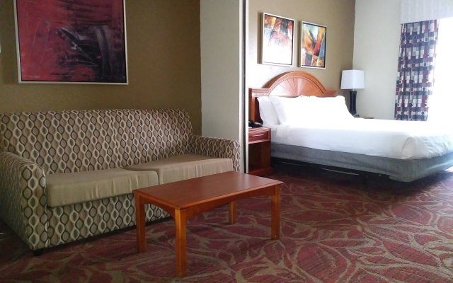 Holiday Inn Express & Suites Orange City - Deltona, an IHG Hotel