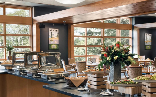 Cedarbrook Lodge