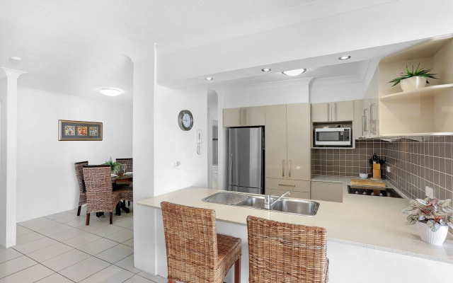 Breakers North Absolute Beachfront Apartments