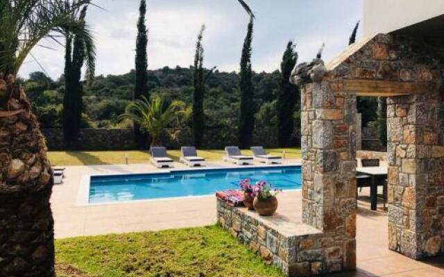 Villa Zeus