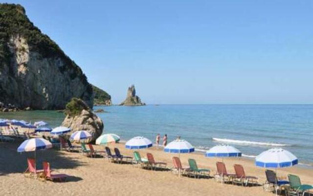 Ammos Bay