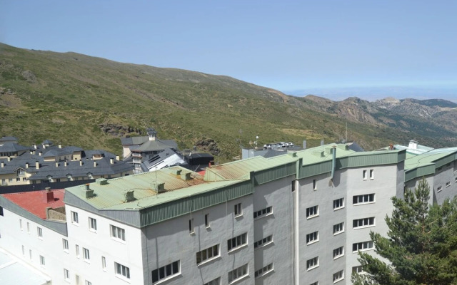 Comfortable apartment for 4 on the beautiful Monte Gorbea